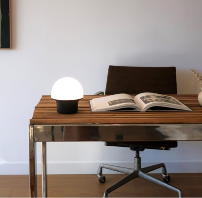 Lámpara de Mesa LED Recargable Brightech Portobello - Luz Regulable para Dormitorio, Sala u Oficina 🌟✨ - Imagen 2