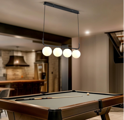Candelabro Lineal de 4 Luces con Globos de Vidrio Lechoso de 80 cm para Comedor o Isla de Cocina – Estilo Mid Century Modern ✨🖤 - Imagen 4